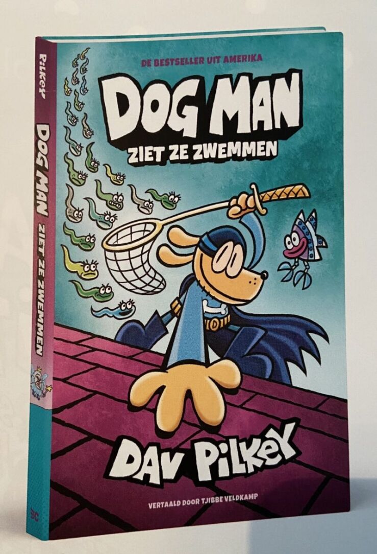 Dog Man ziet ze zwemmen